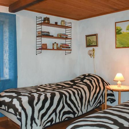 1 Bedroom Cozy Home In Simrishamn Gladsax 外观 照片